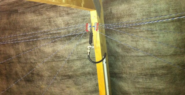 Picture of the feedpoint of my multi-dipole antenna.