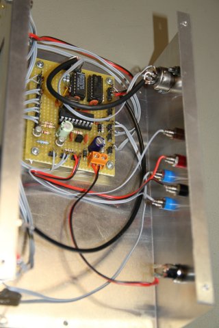 Driver unit, right view (click to enlarge)